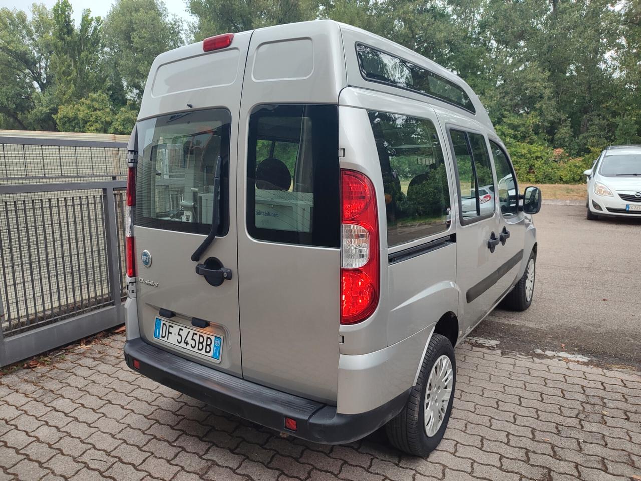 FIAT DOBLO 1.4BENZINA CON PEDANA DISABILI POCHI KM