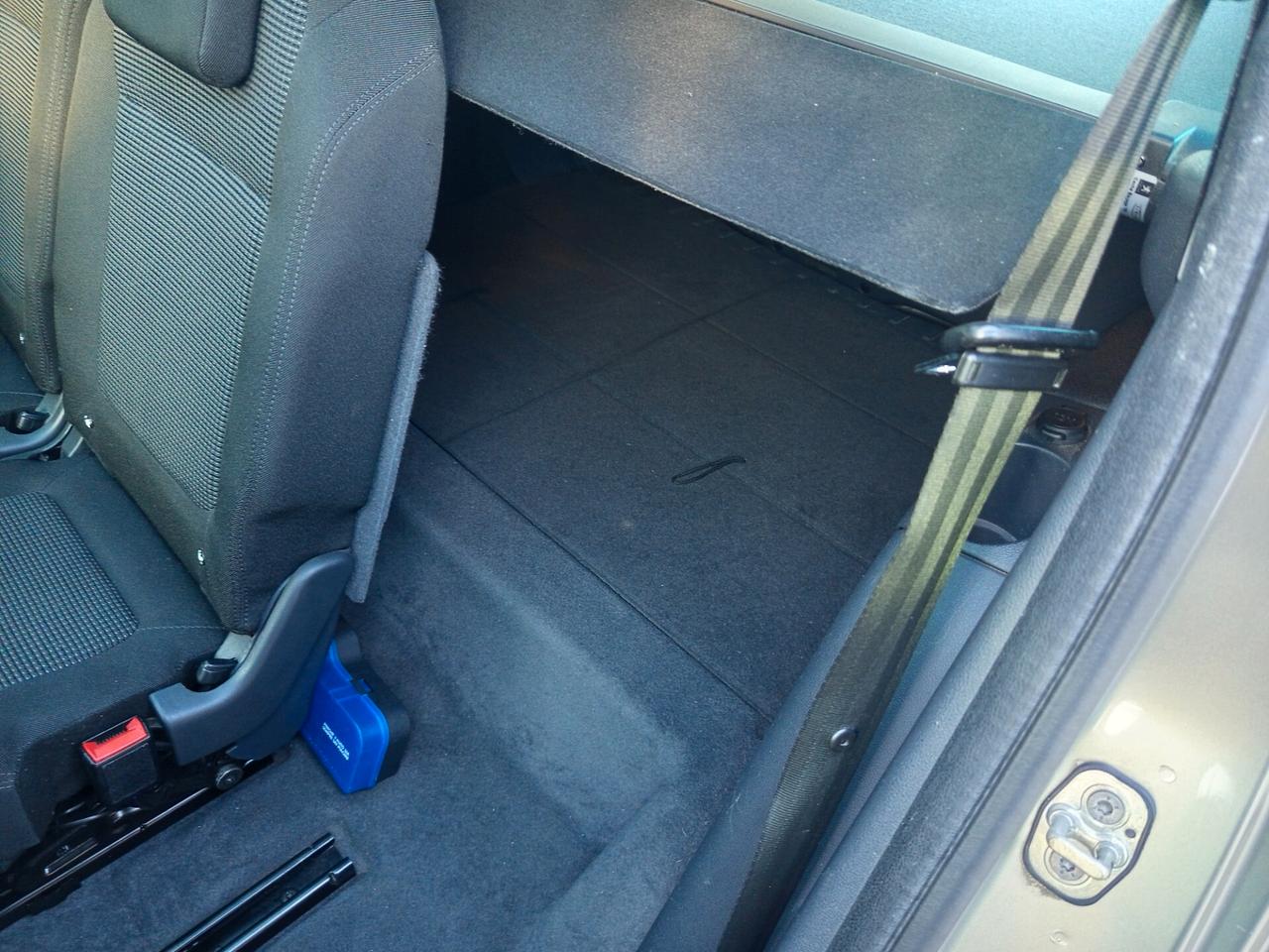 Peugeot 5008 2.0 Hdi 7 posti Allure