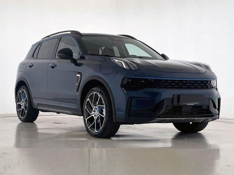Lynk & Co 01 PHEV