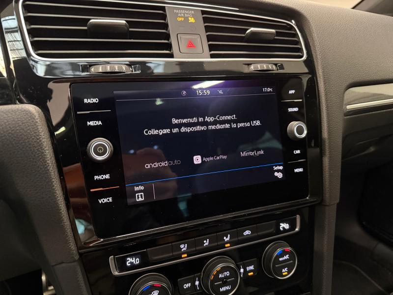 Volkswagen Golf 5 Porte Golf 5p 1.6 tdi Highline 115cv R-Line