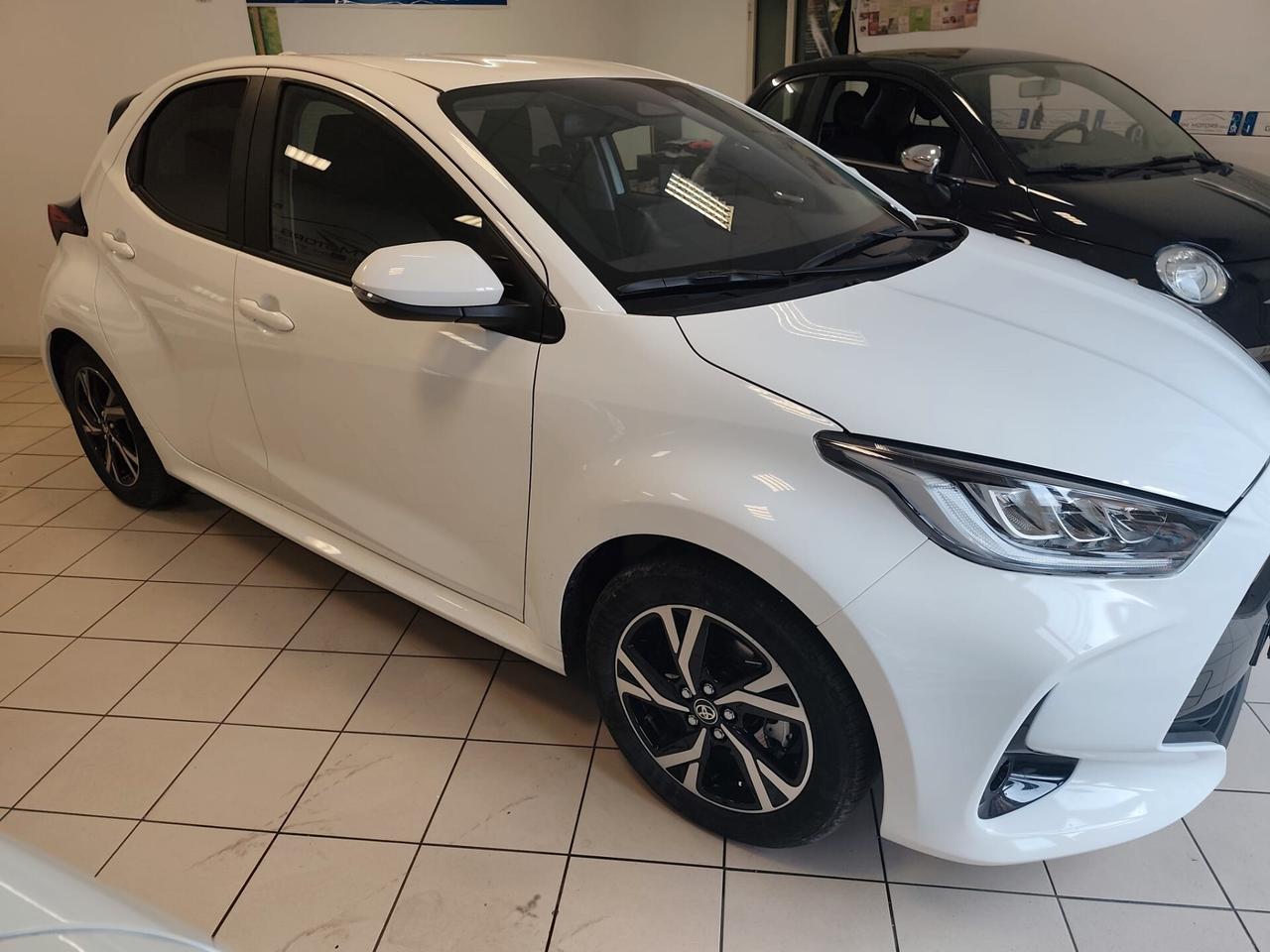 Toyota Yaris 1.5 Hybrid 5 porte Trend