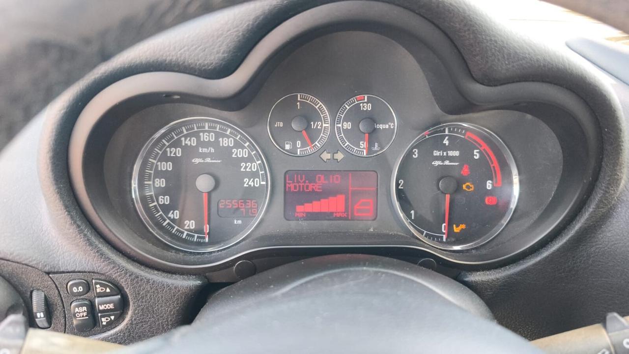 Alfa Romeo 147 1.9 JTD Distinctive Tua a soli 1.999