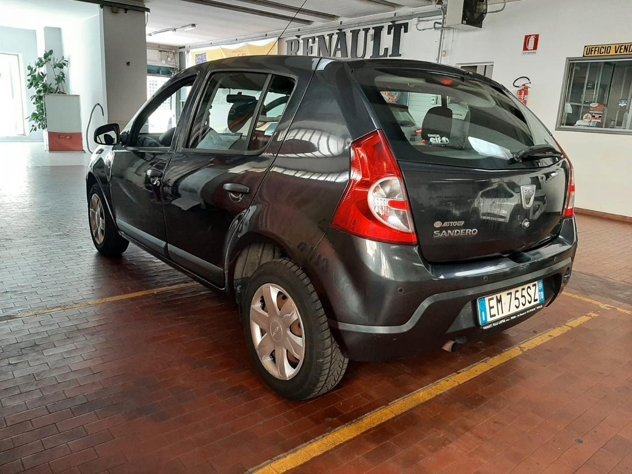 Dacia Sandero 1.2 16V GPL 75CV