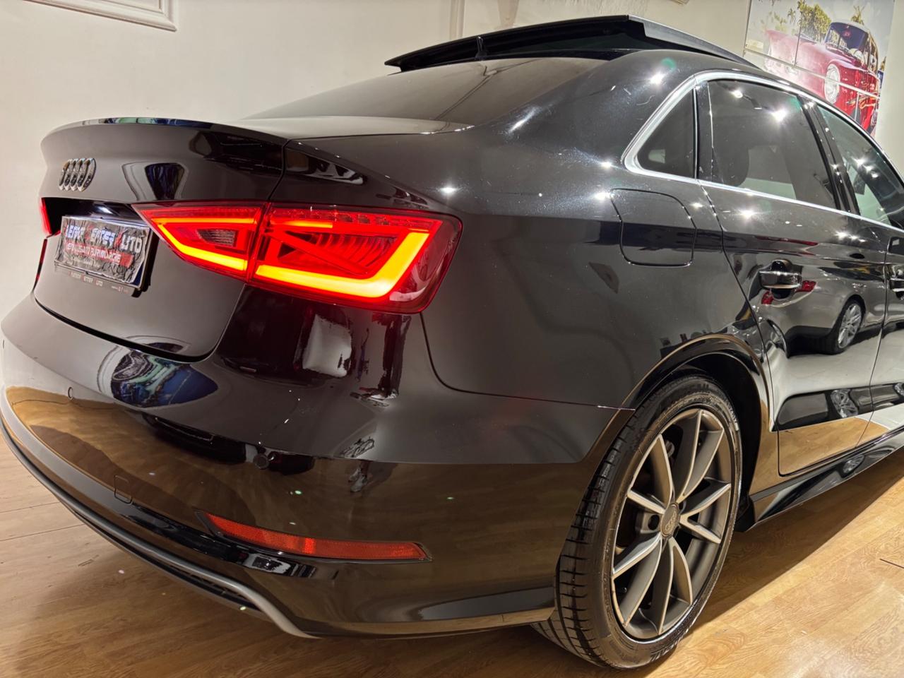 Audi A3 Sedan 1.6 TDI S tronic s-line plus