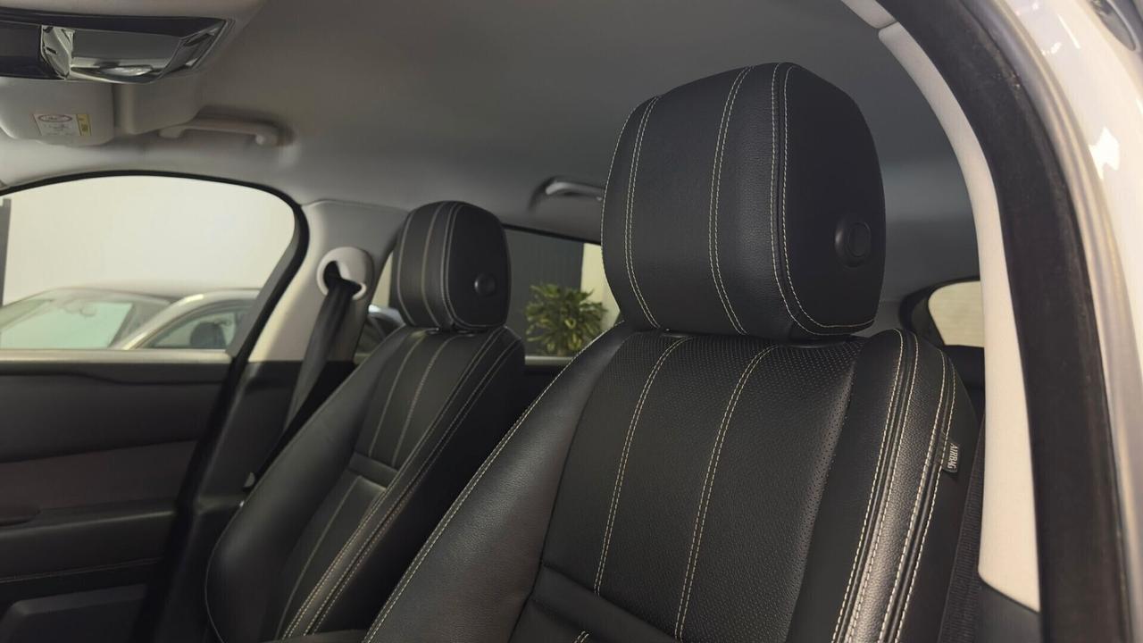 Range Rover Velar 2.0D I4 180 CV HSE