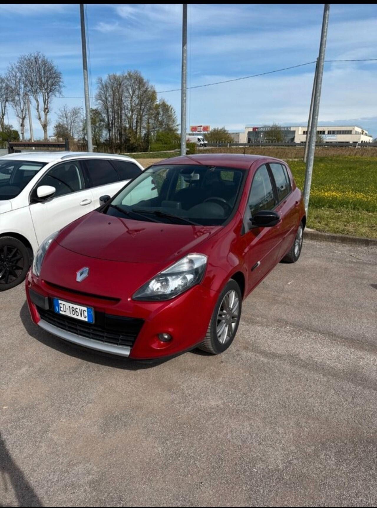 Renault Clio 1.2 5 porte LUXE