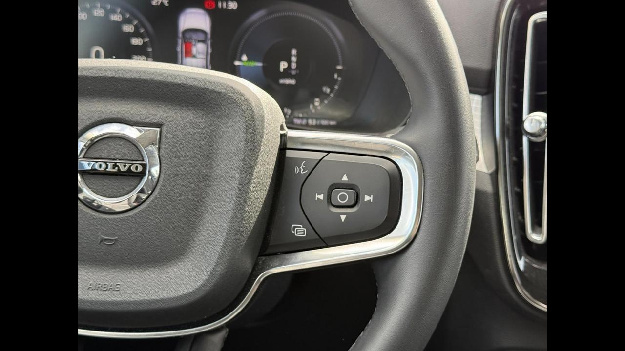 VOLVO XC40 - XC40 1.5 t5 phev Inscription Expression auto my21