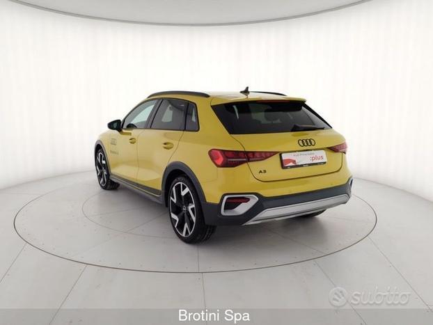 Audi A3 allstreet 35 TFSI S tronic Identity C...