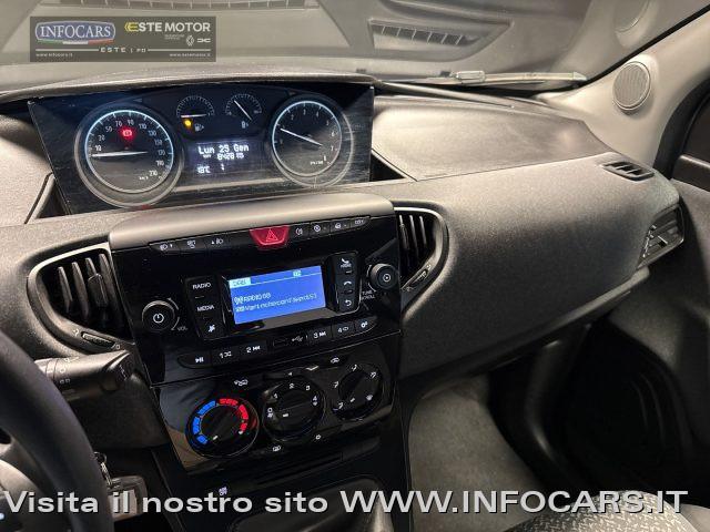 LANCIA Ypsilon 1.0 Hybrid 70 cv Silver Plus - Neopatentati - PROM