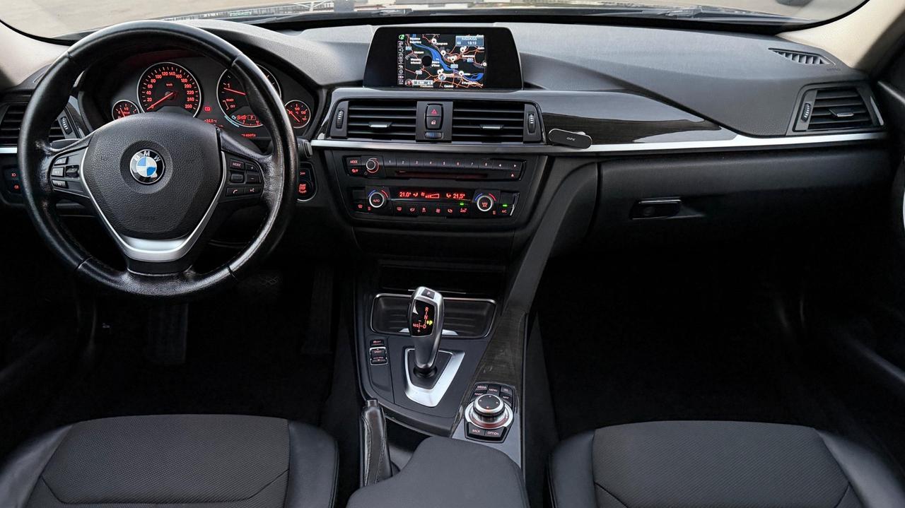 Bmw 320 320d xDrive Touring Business aut.