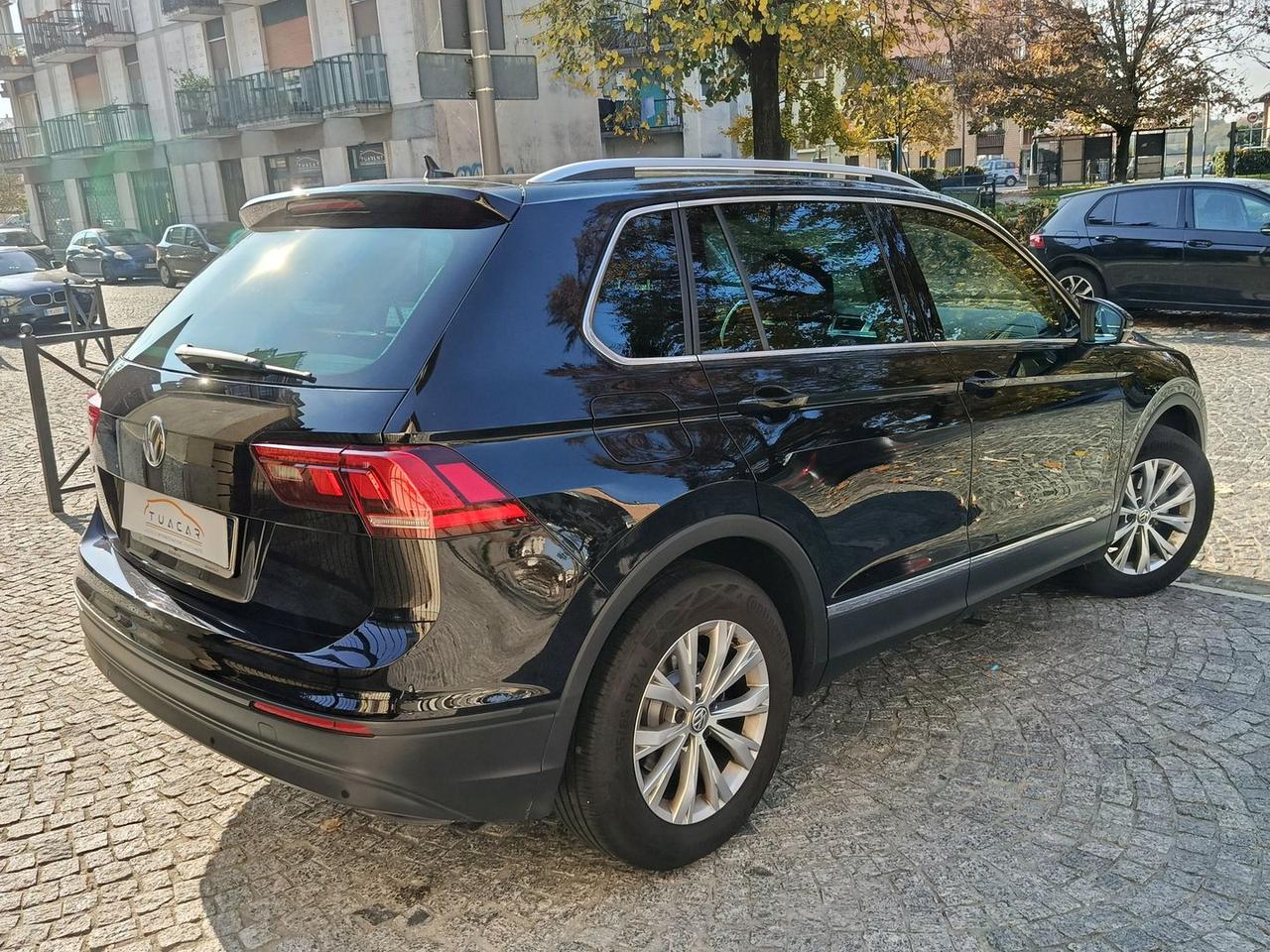Volkswagen Tiguan Business 1.5 TSI #7809