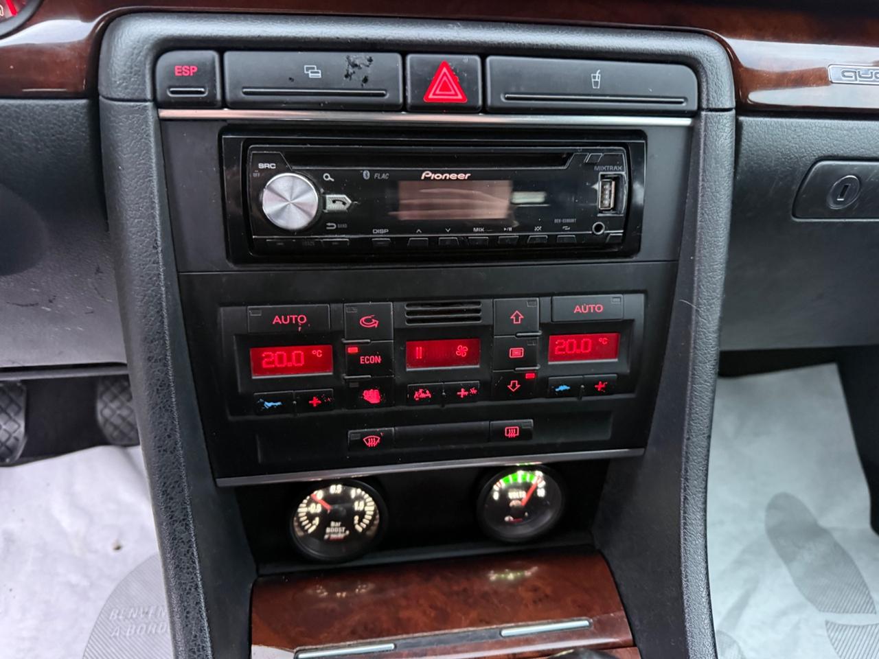 Audi A4 1.9 TDI/130CV Avant QUATTRO