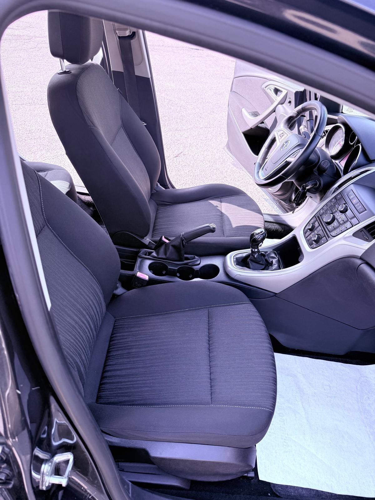 Opel Astra 1.7 CDTI 110CV Sports Tourer Cosmo