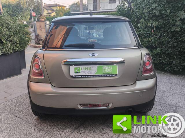MINI One 1.6 16V One (55kW)