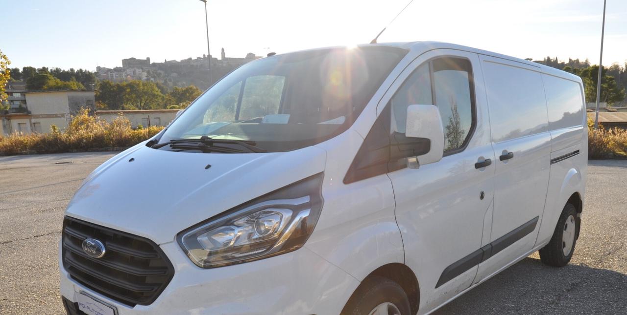 Ford Transit Custom Lungo 5 porte