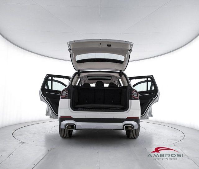 BMW X3 xdrive20d mhev 48V auto