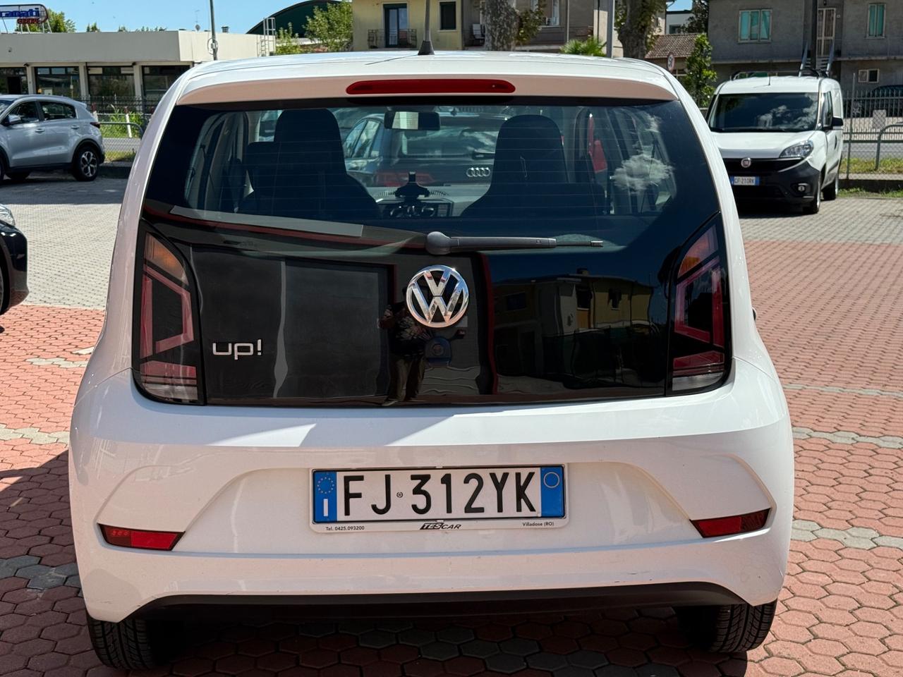Volkswagen up! 1.0 5p. take