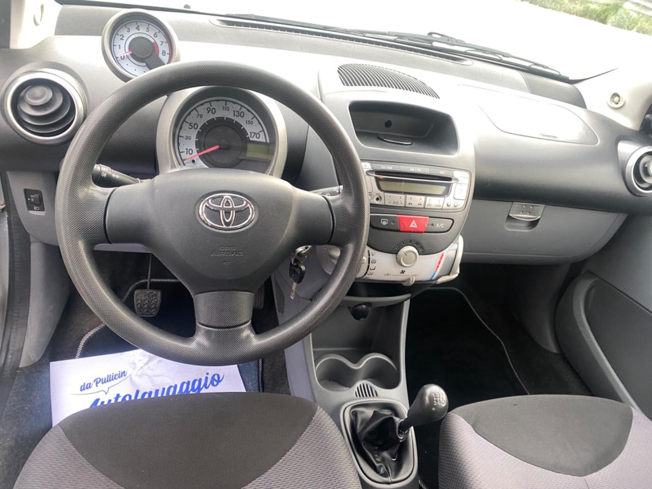 Toyota Aygo 1.0 12V VVT-i 3 porte