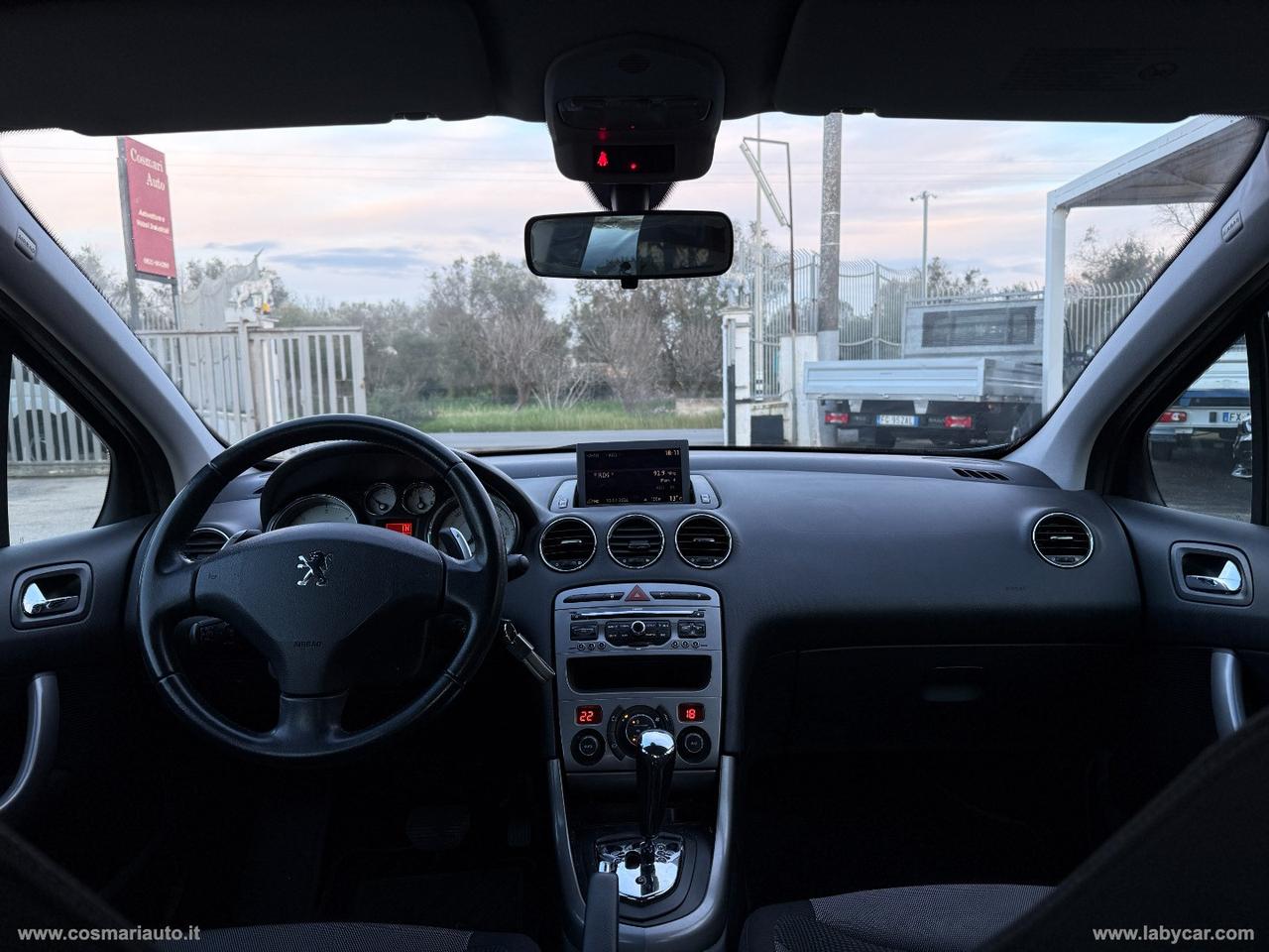 PEUGEOT 308 1.6 8V HDi 112 ca. rob. 5p. Tecno