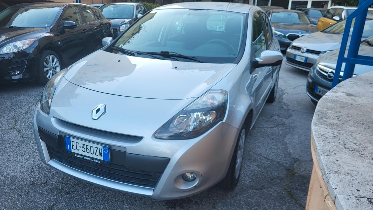 Renault Clio 1.2 16V 5 porte Luxe