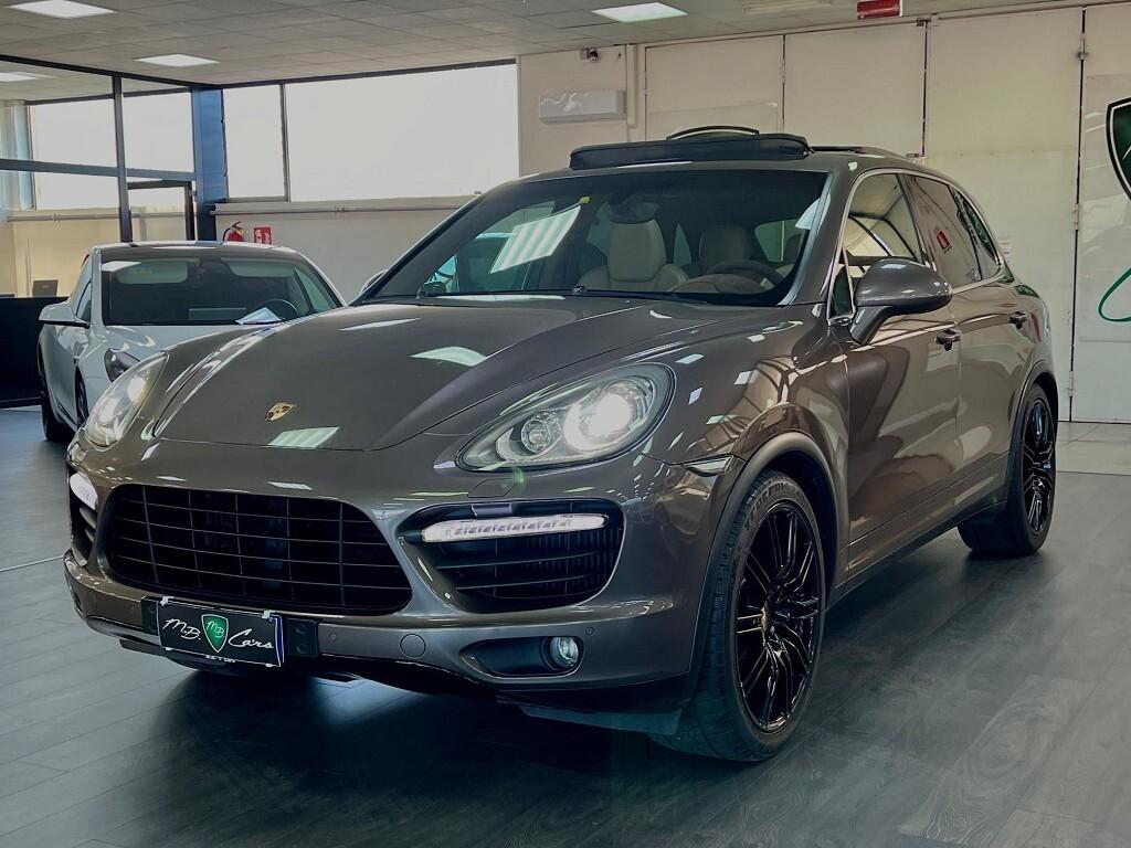 Porsche Cayenne 4.8 Turbo