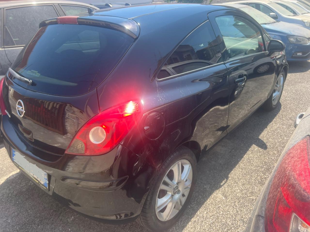 Opel corsa 1.2 benzina GPL anno 2013