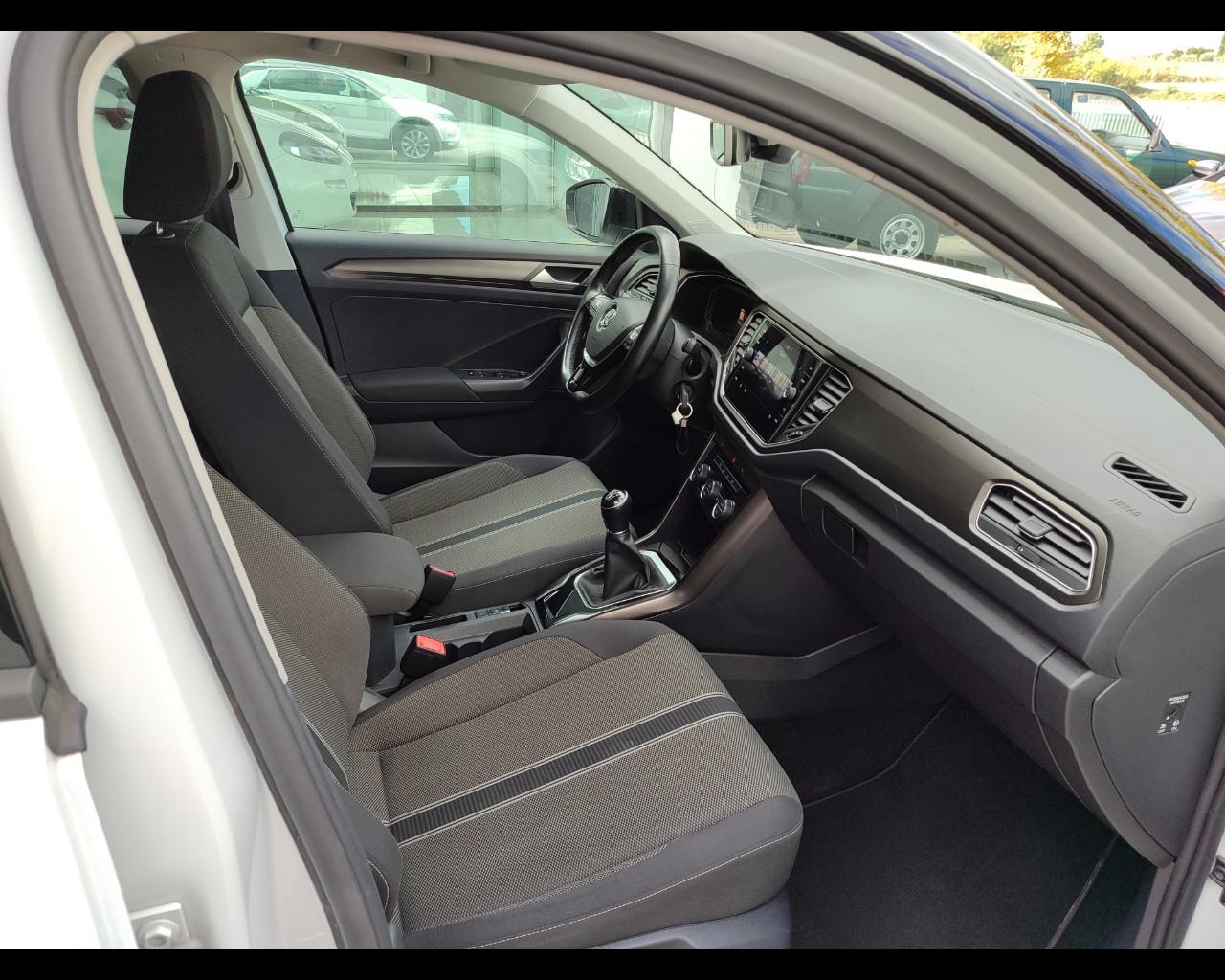 VOLKSWAGEN T-Roc - T-Roc 1.6 TDI SCR Advanced BlueMotion Technology