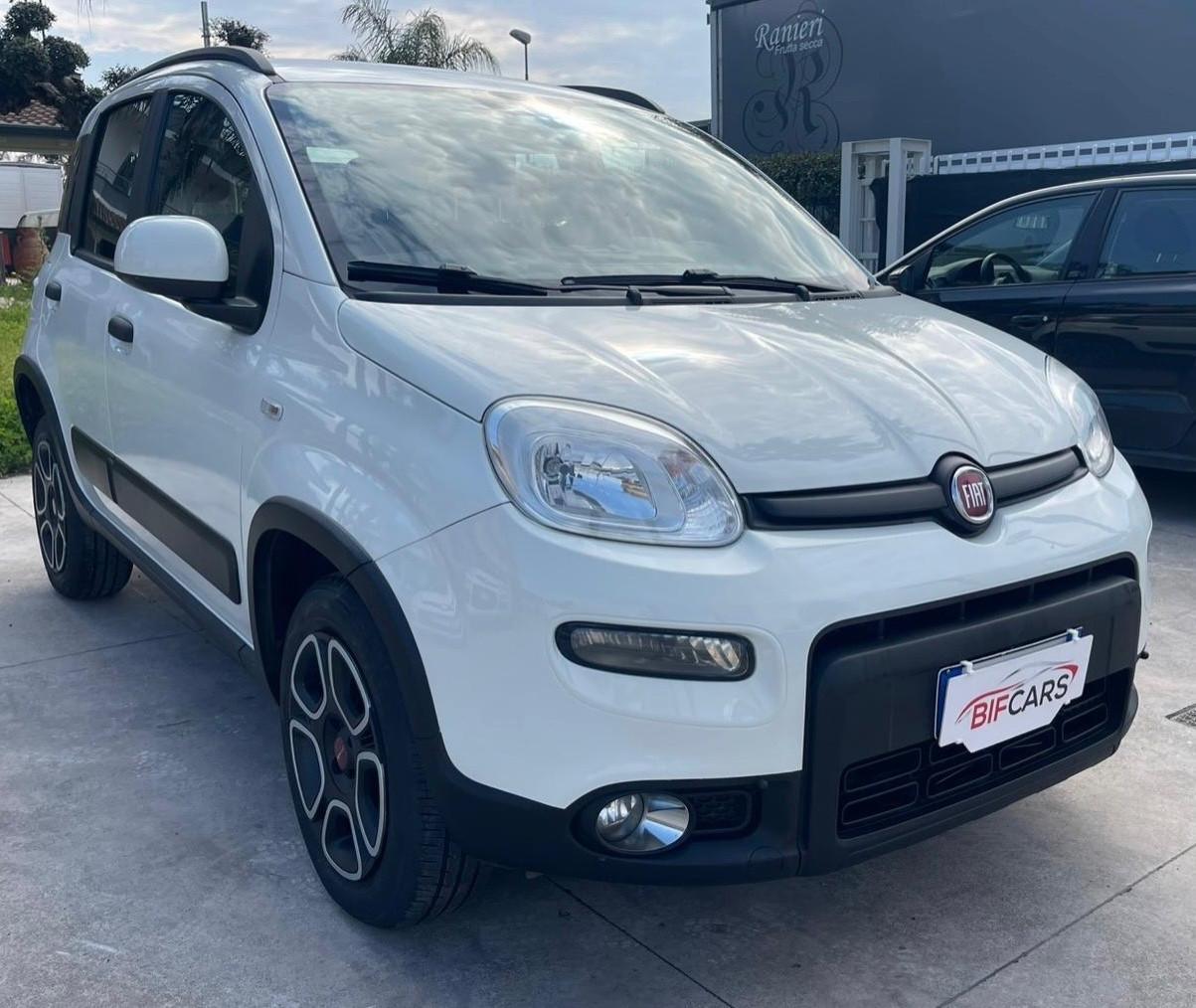 Fiat Panda 0.9 TwinAir Turbo Natural Power City Cross