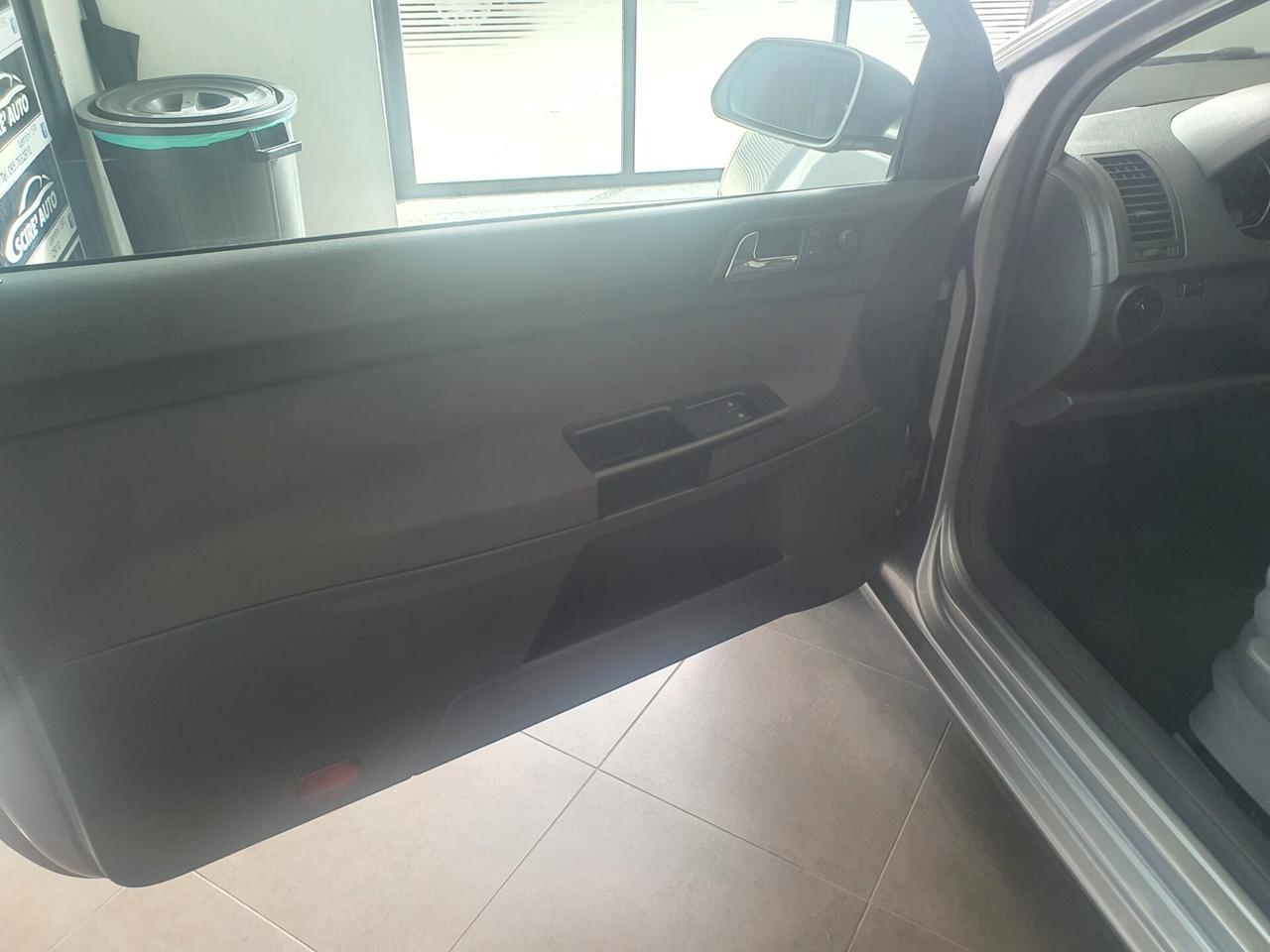 Volkswagen Polo 1.4/69CV TDI 3p. Sportline