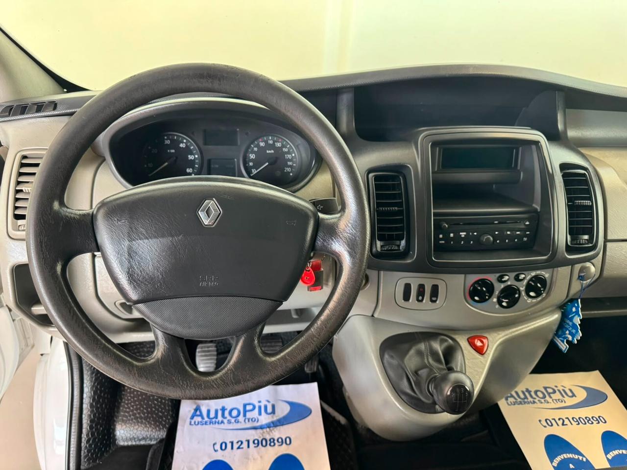 Renault Trafic L1H1 2.0 dCi 115 CV
