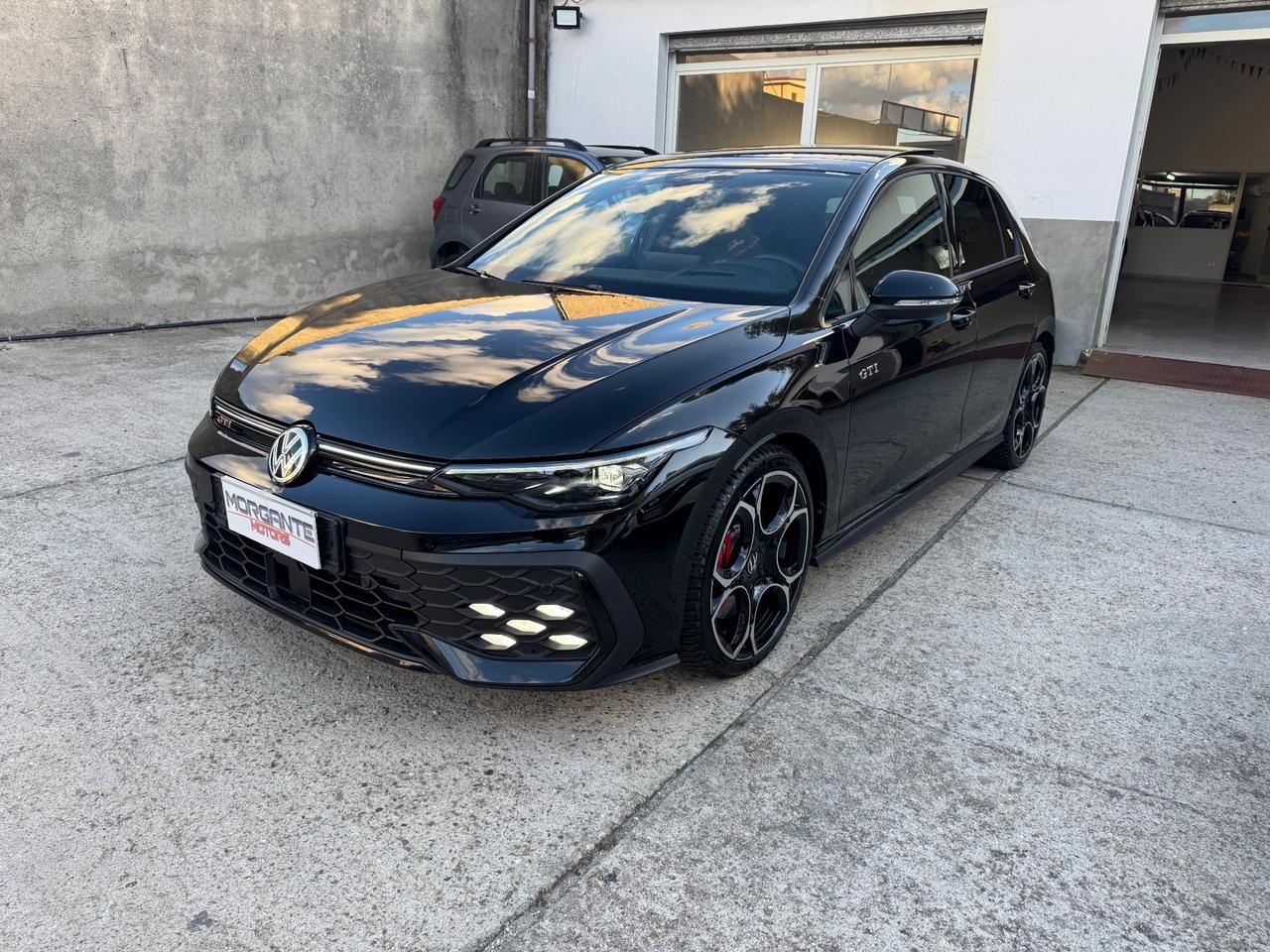 Volkswagen Golf GTI 2.0TSI 265CV DSG