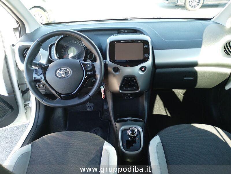Toyota Aygo II 2014 5p 1.0 x-play m-mt my15