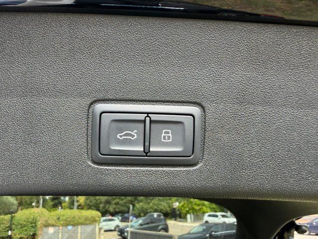 AUDI Q3 SPB TDI 110 kW S tronic S Line ed. NAVI - TECH PRO