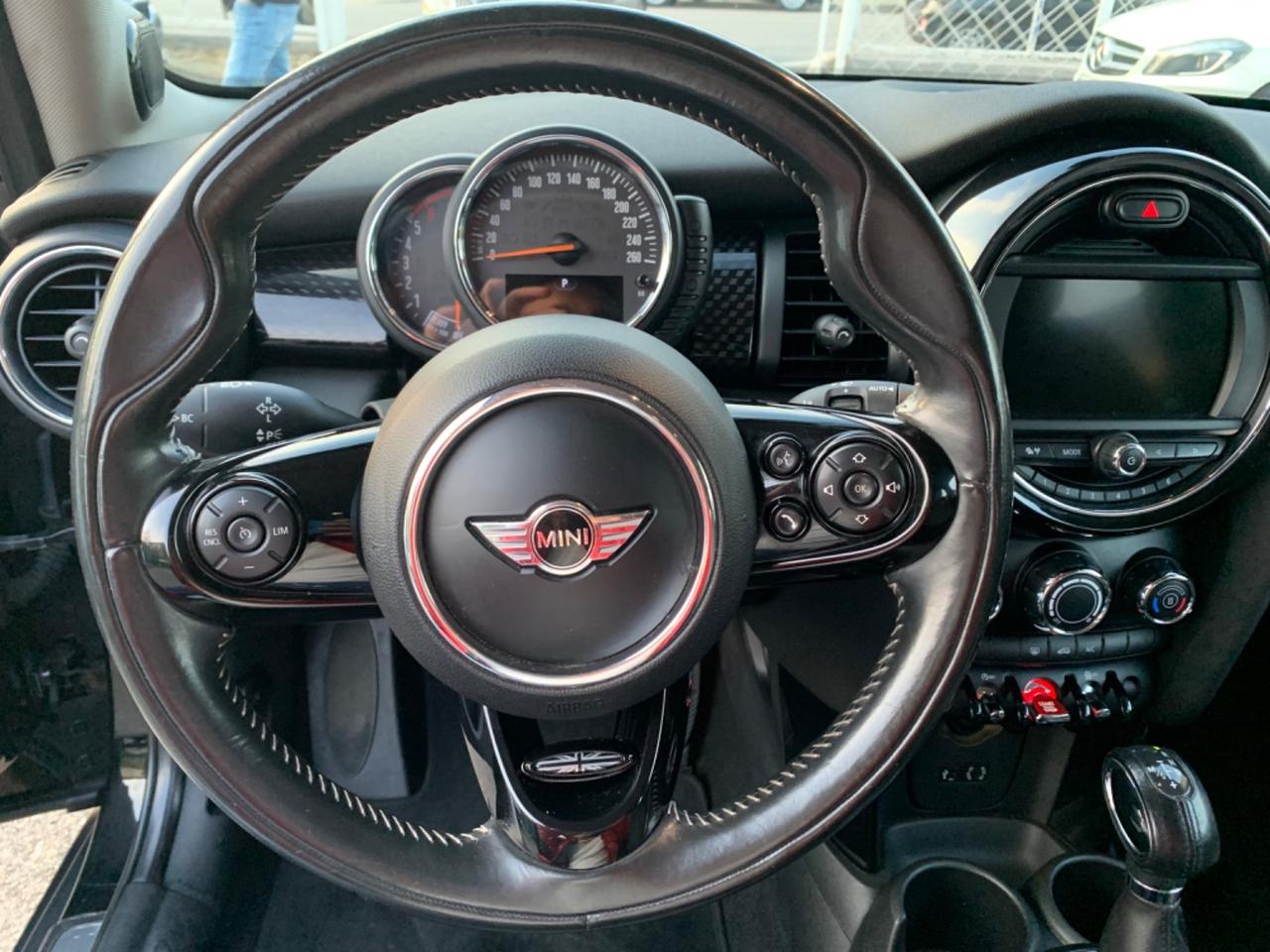 Mini 2.0 Cooper SD Hype 5 porte