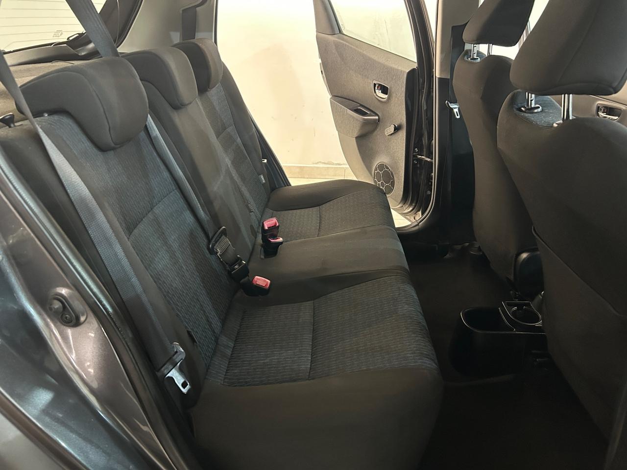 Toyota Yaris 1.0 benzina 51kw 2013