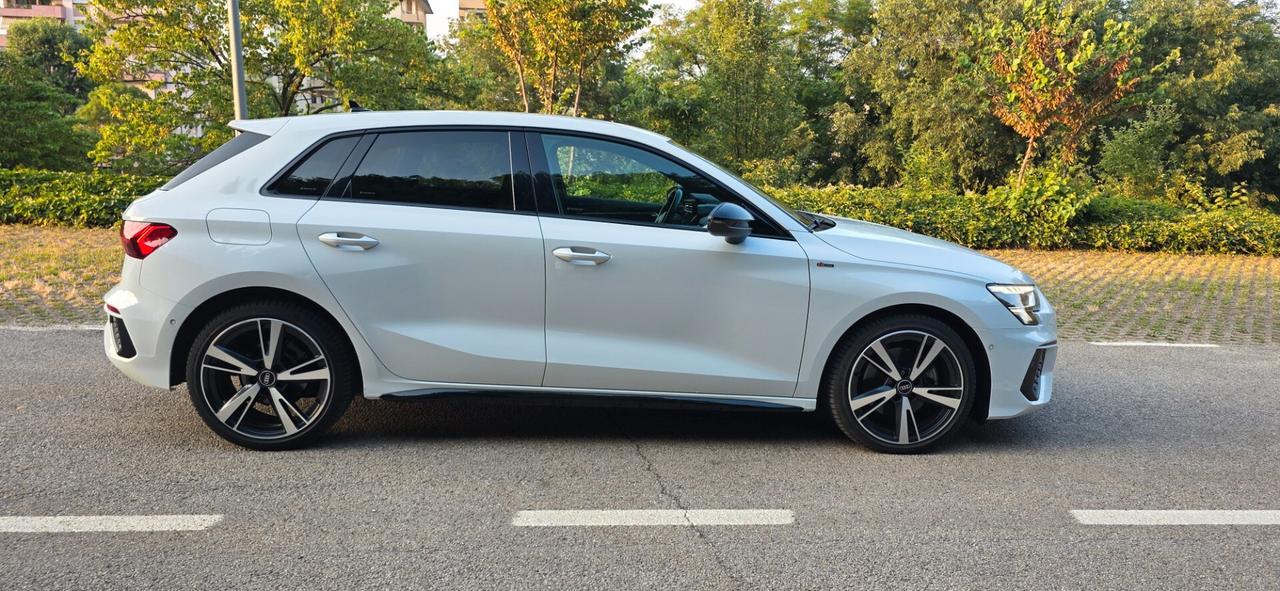 Audi A3 SPB 30 TDI S line edition