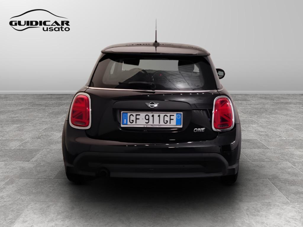 MINI Mini IV F56 2021 3p - Mini 3p 1.5 One Classic 75cv