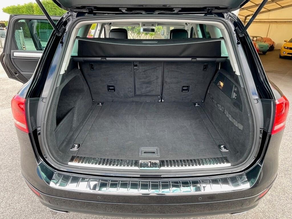 Volkswagen Touareg 3.0 TDI 245 CV tiptronic Executive