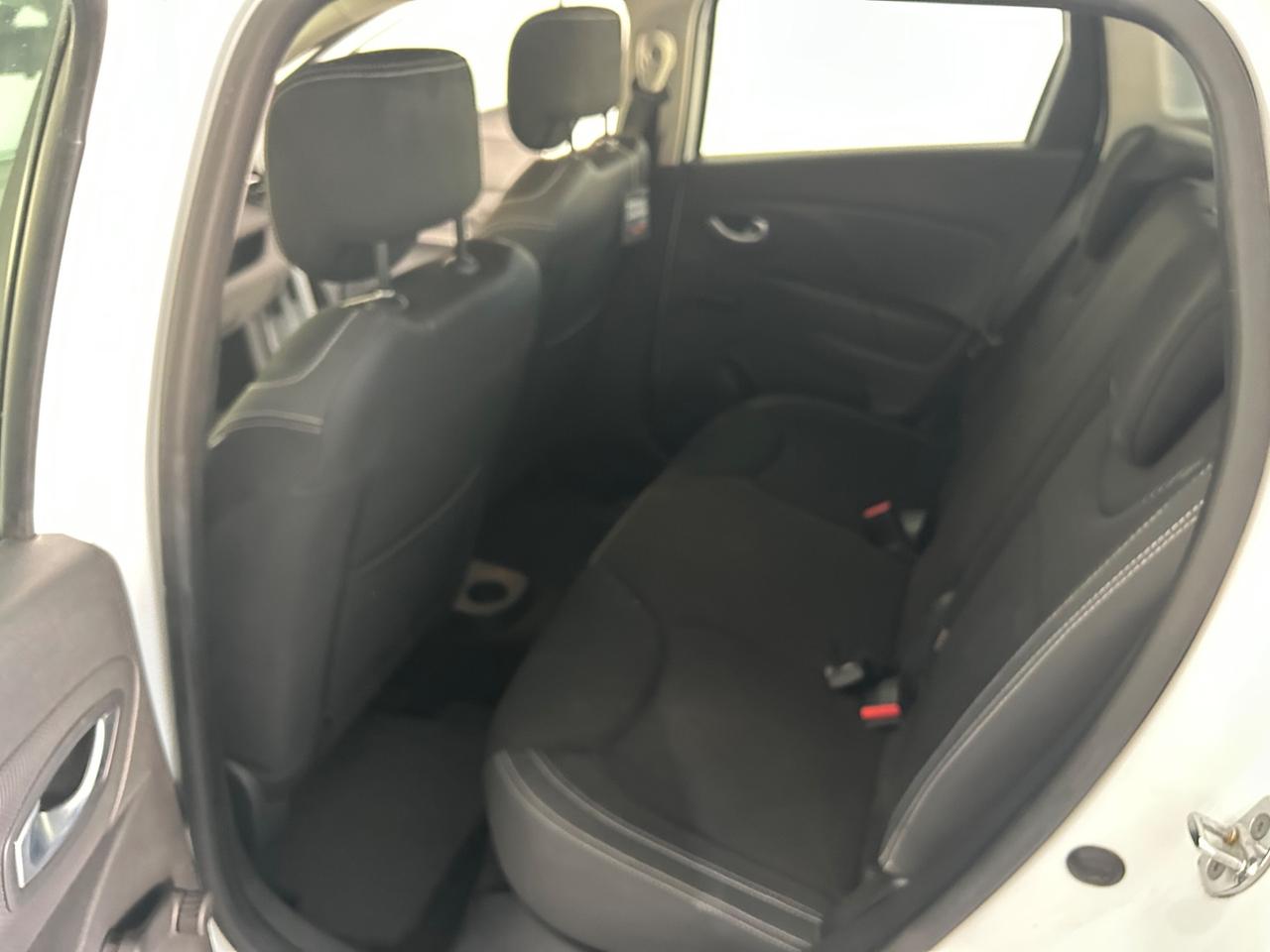Renault Clio dCi 8V 75 CV 5 porte Moschino Intens
