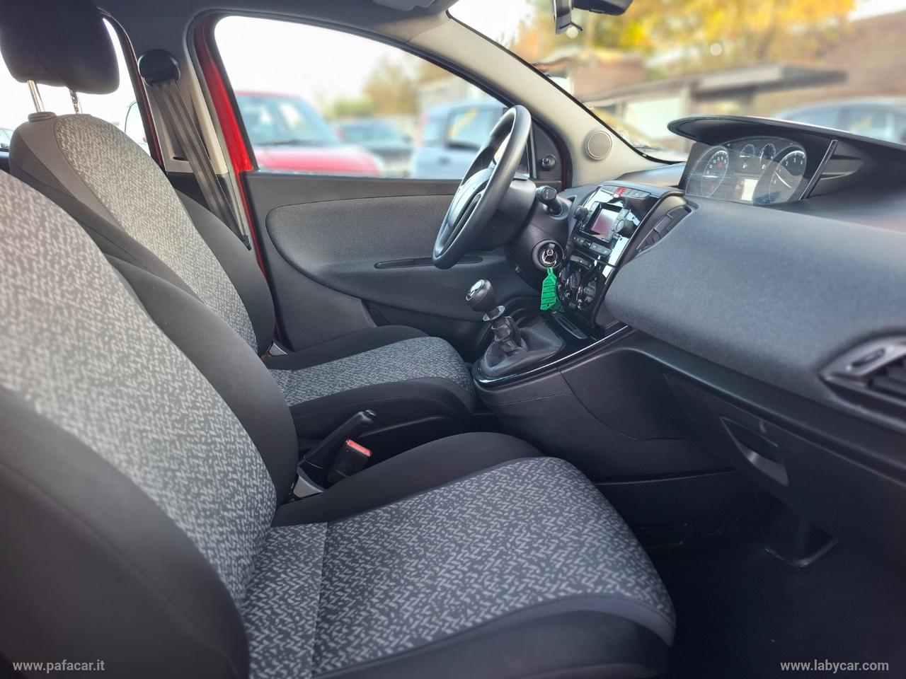 LANCIA Ypsilon 1.0 FireFly 5p.S&S Hybrid Silver
