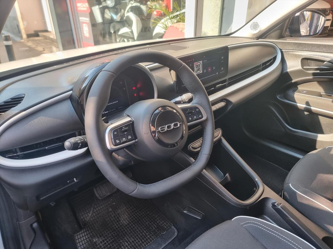 Fiat 600 Hybrid 110 CV DCT MHEV Business