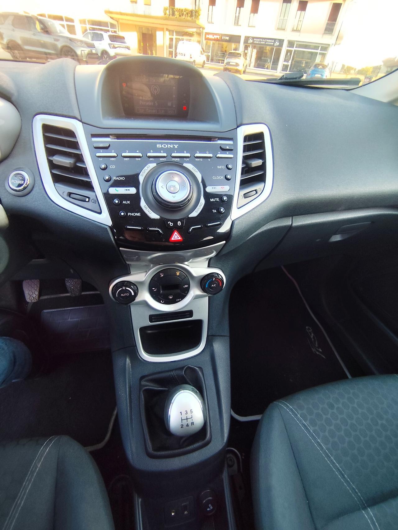 Ford Fiesta 1.6 TDCi 95 CV 5p. Titanium