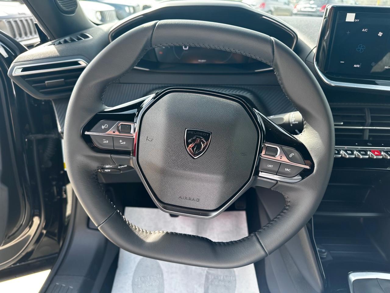 Peugeot 2008 PureTech 100 S&S Allure