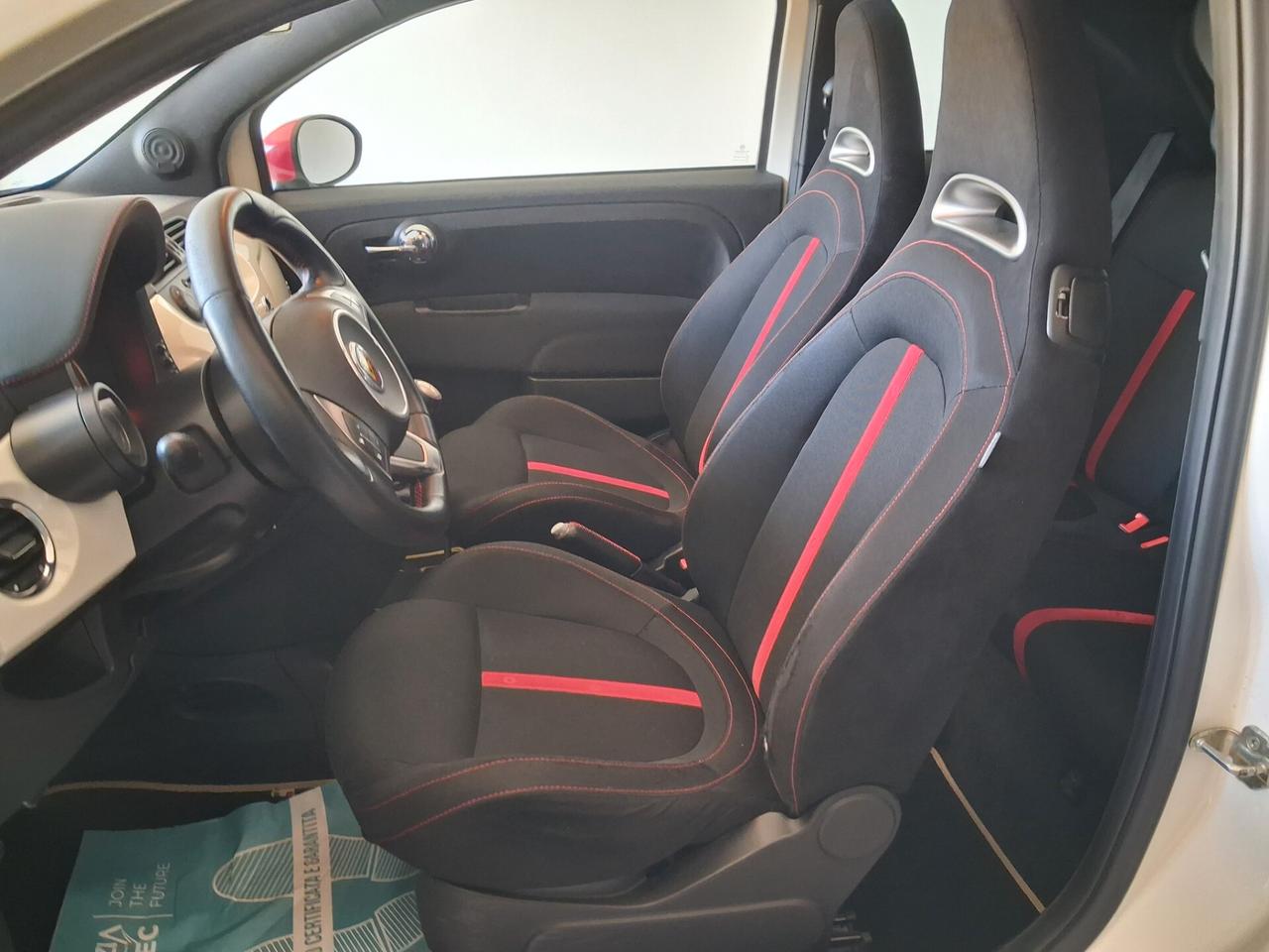 Abarth 500 1.4 Turbo T-Jet si accettano permute tetto panoramico apribile