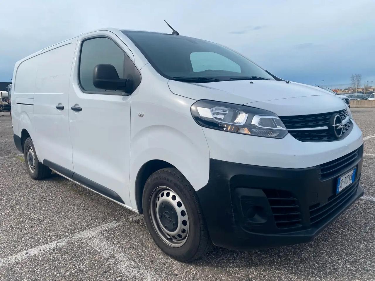 Opel Vivaro 2.0 D 145Cv PASSO LUNGO/TN Cargo ENJOY