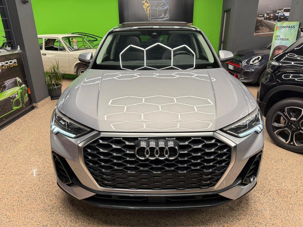 Audi Q3 TETTO Sportback SPB 35 TDI S tronic line