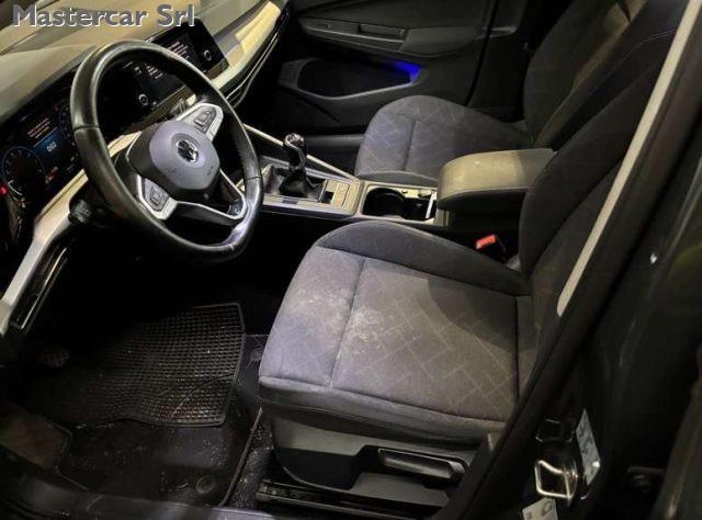 VOLKSWAGEN Golf Variant Golf VIII Variant 1.0 tsi evo Life 110cv - GF044WJ