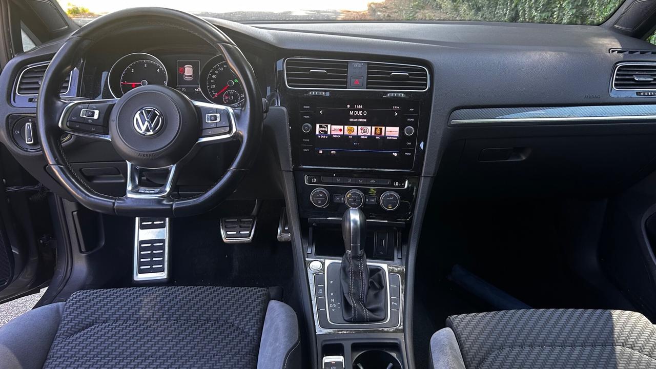 Volkswagen Golf R-Line 1.6 TDI 115CV DSG 5p. Business BlueMotion Technology