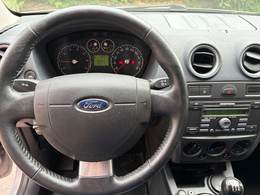 Ford Fusion 1.4 16V 5p.