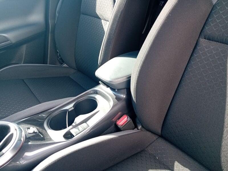 Nissan Juke 1.0 DIG-T 117 Mt N-Connecta